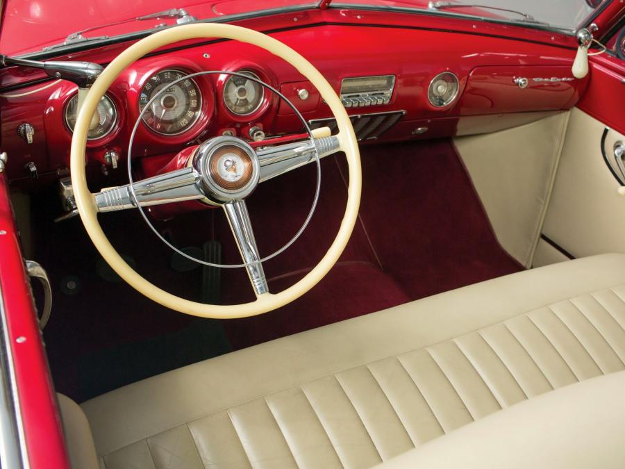 Торпедо DeSoto Firedome Convertible (S16) 1953 года  (фото 2 из 15)